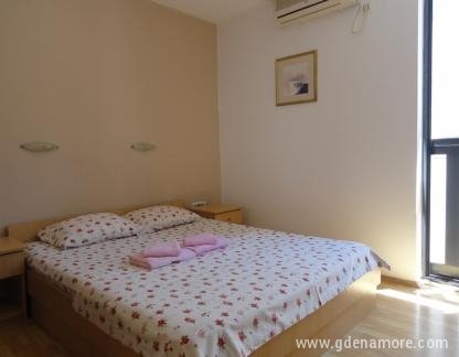 Apartmani Vila Mare Budva, Dvokrevetni apartmani bez terase - Vila Mare Budva, Budva 2018, privatni smeštaj u mestu Budva, Crna Gora